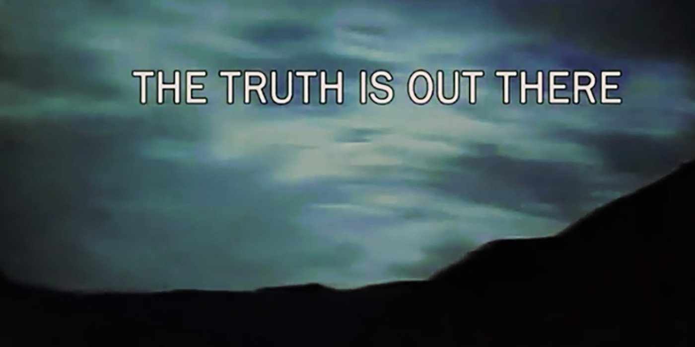 I am out. The Truth is out there. Истина где-то рядом секретные материалы. X files the Truth is out there. Истина где-то рядом картинки.